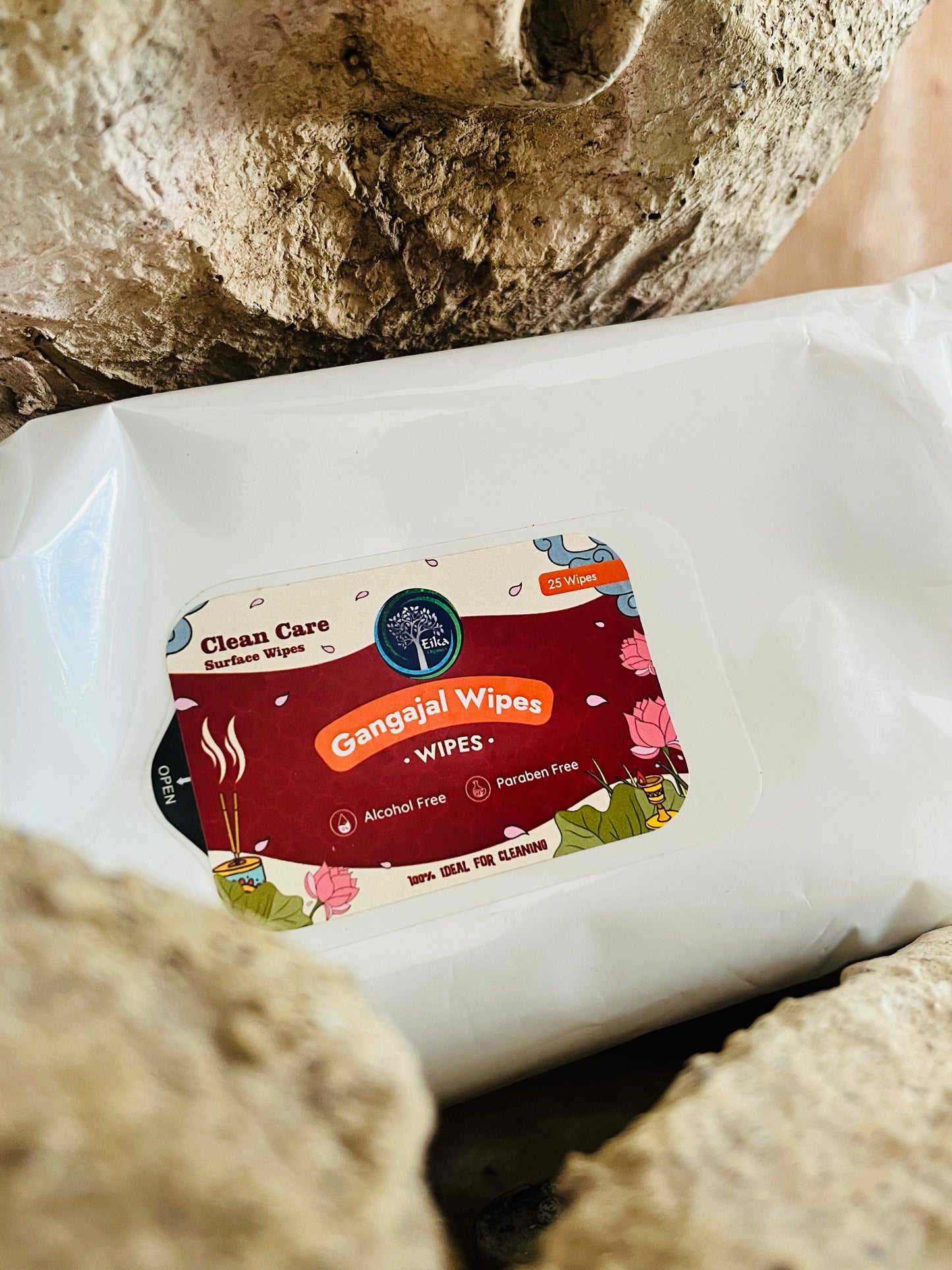 Refreshment Wipes